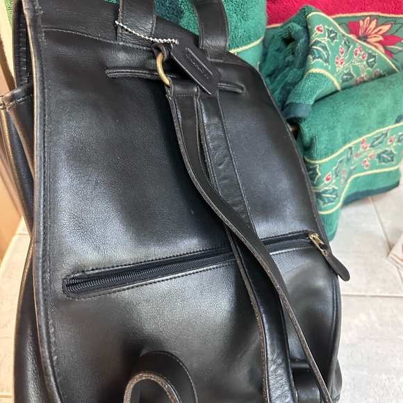 Vintage Coach Black Leather Backpack - Picture 13 of 16